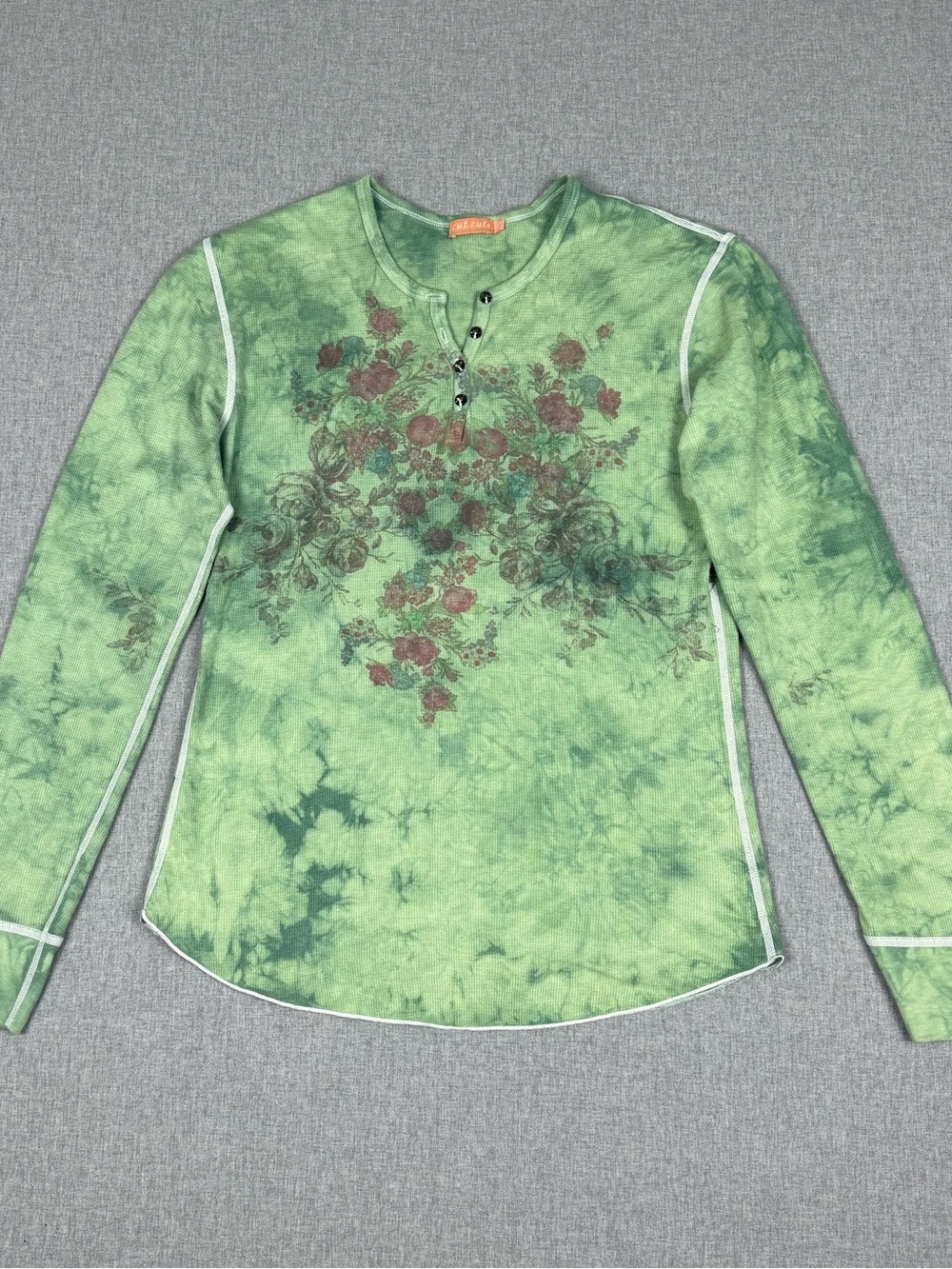 Cut Cute Green Tie Dye Floral Thermal Henley XL Y2K Fairycore
